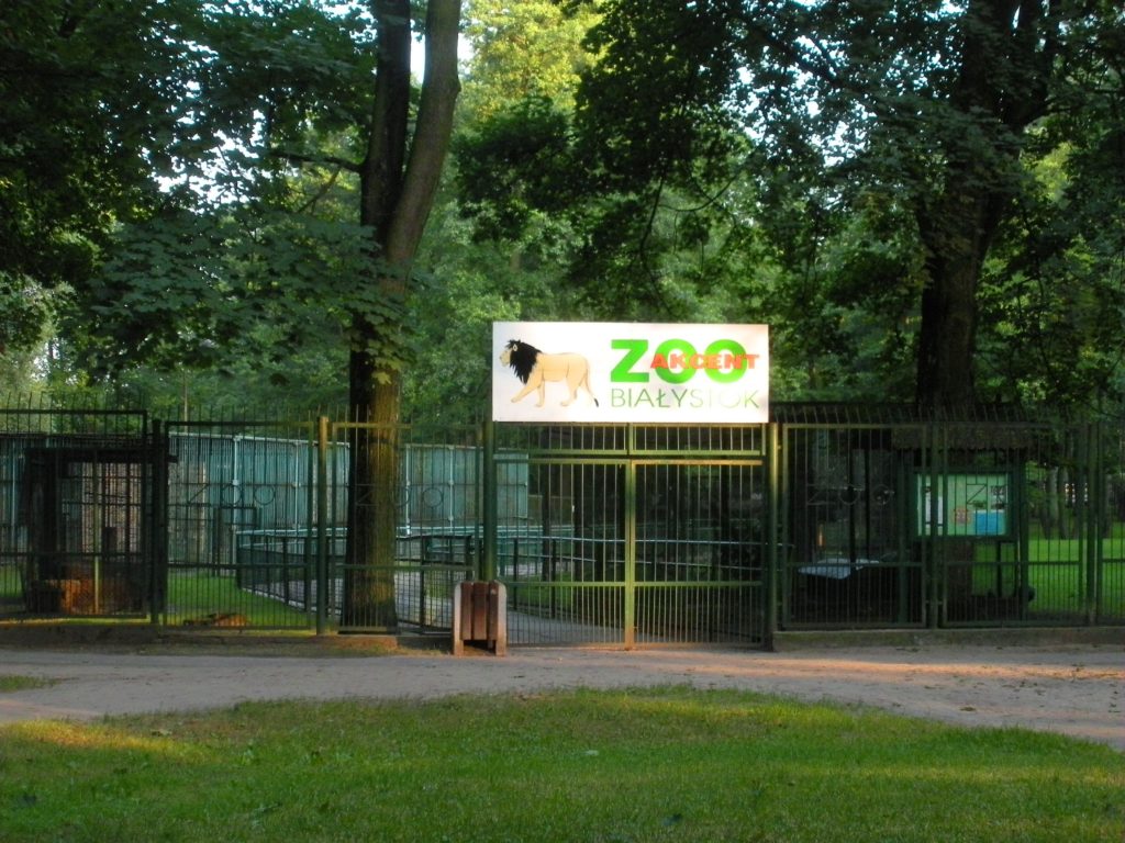Photo montrant une des entrées du Zoo Akcent à visiter dans Bialystok.