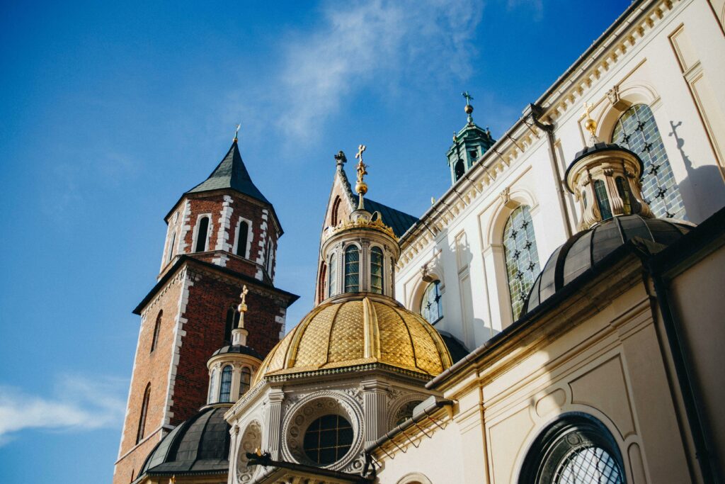 Vieux bâtiment à Cracovie, cathédrale, église catholique en Pologne